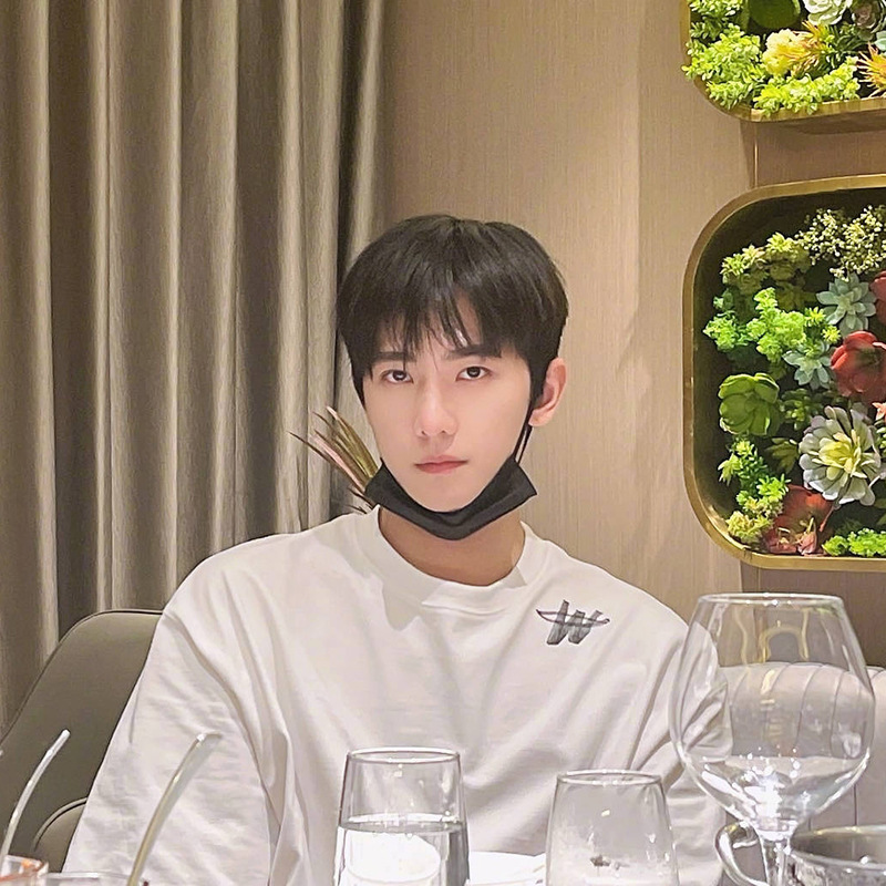 welldone韩国潮牌杨洋同新款字母简约小众设计款基础男女短袖t恤