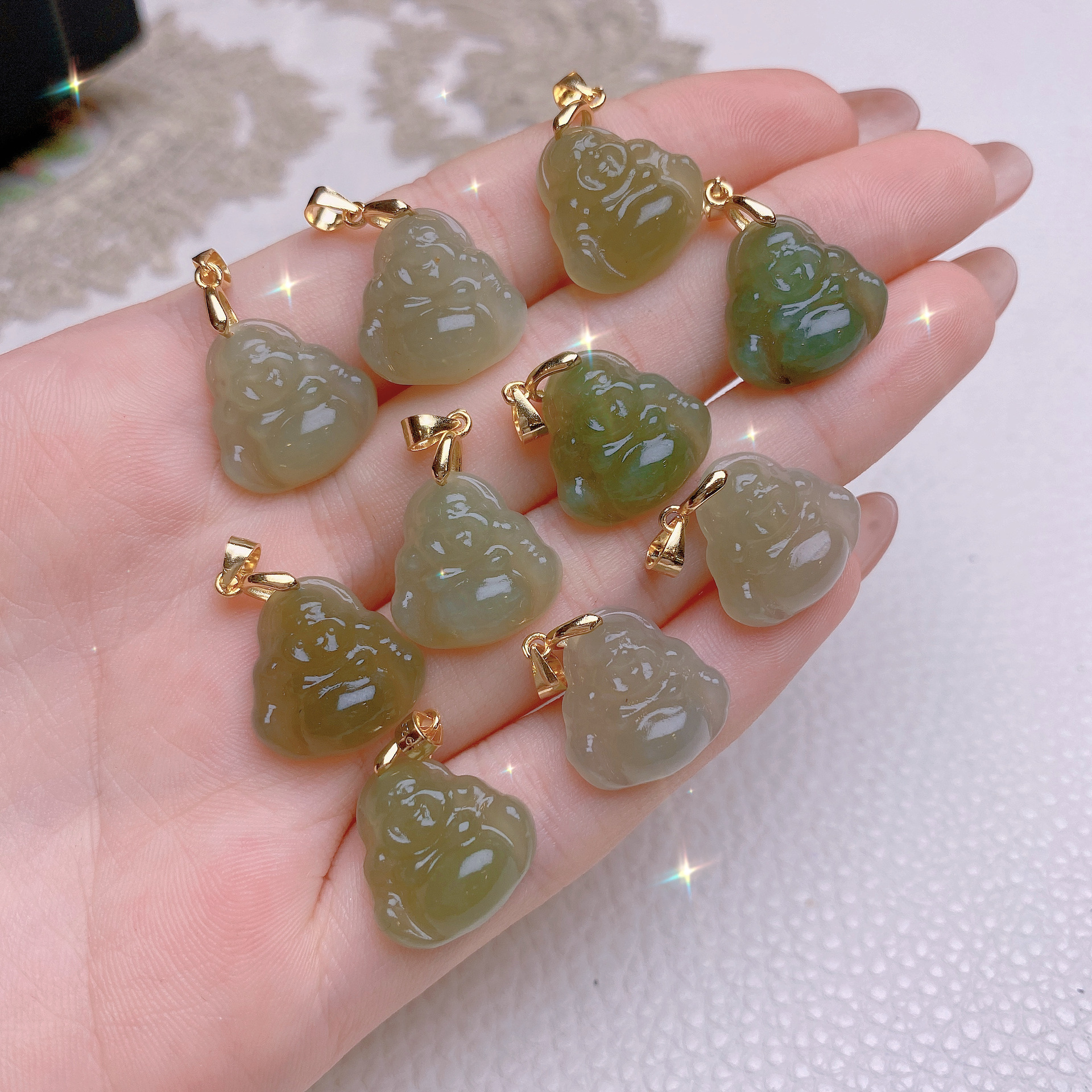 和田玉烟紫玉小佛吊坠