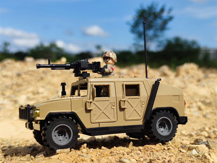 托比狮j773积木军事悍马汽车益智拼装玩具越野车男孩玩具兼容乐高