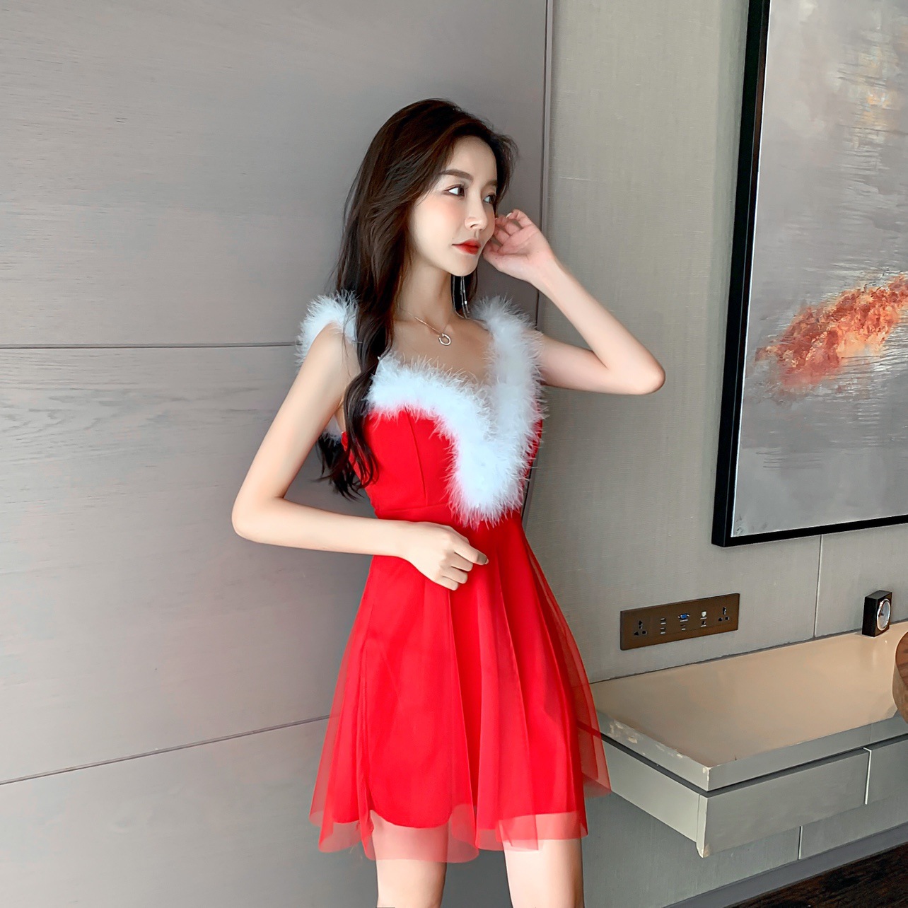 圣诞装新年晚礼服性感毛毛深v领露背吊带显瘦网纱连衣裙抹胸洋装