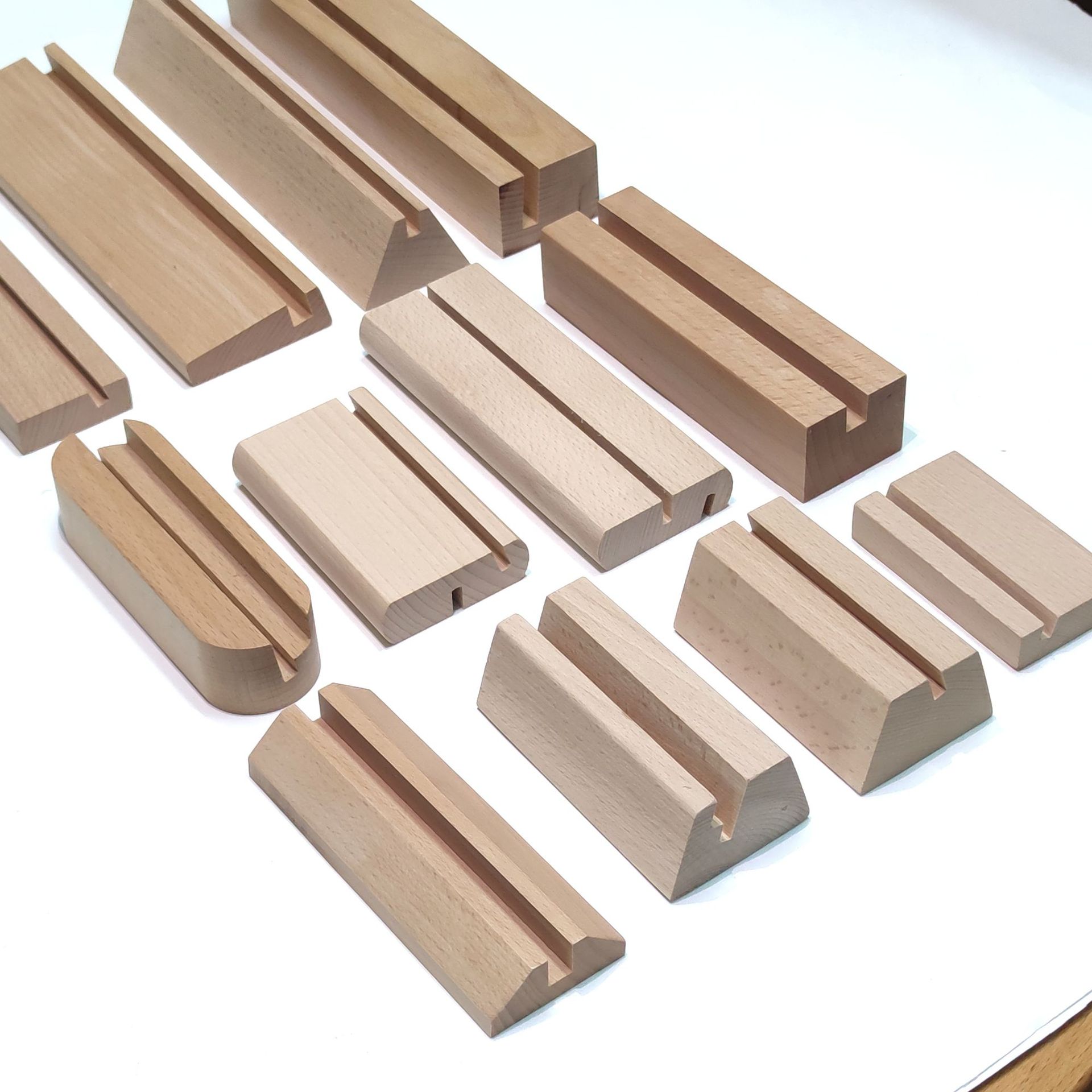 台历底座 名片底座 实木桌面摆件日历底座便签支架明信片台历展示