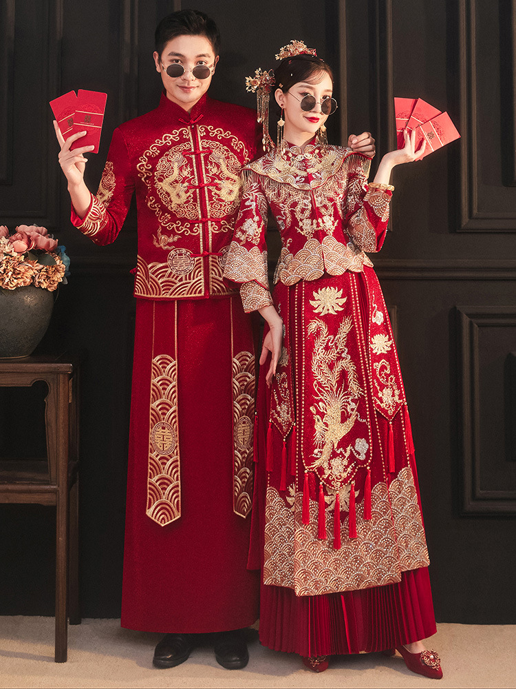 秀禾服新娘2022年新款情侣套装结婚中式礼服新娘服女秀和服龙凤褂