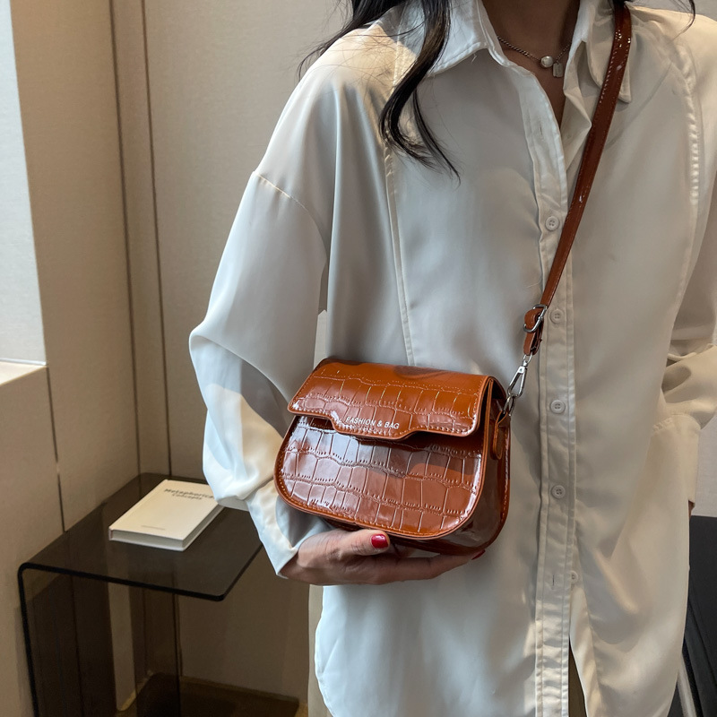 Foreign Trade Bag Wholesale Textured Women's Bag 2023 Popular Oily Leather Glossy Small Square Bag Affordable Luxury Fashion Shoulder Messenger Bag