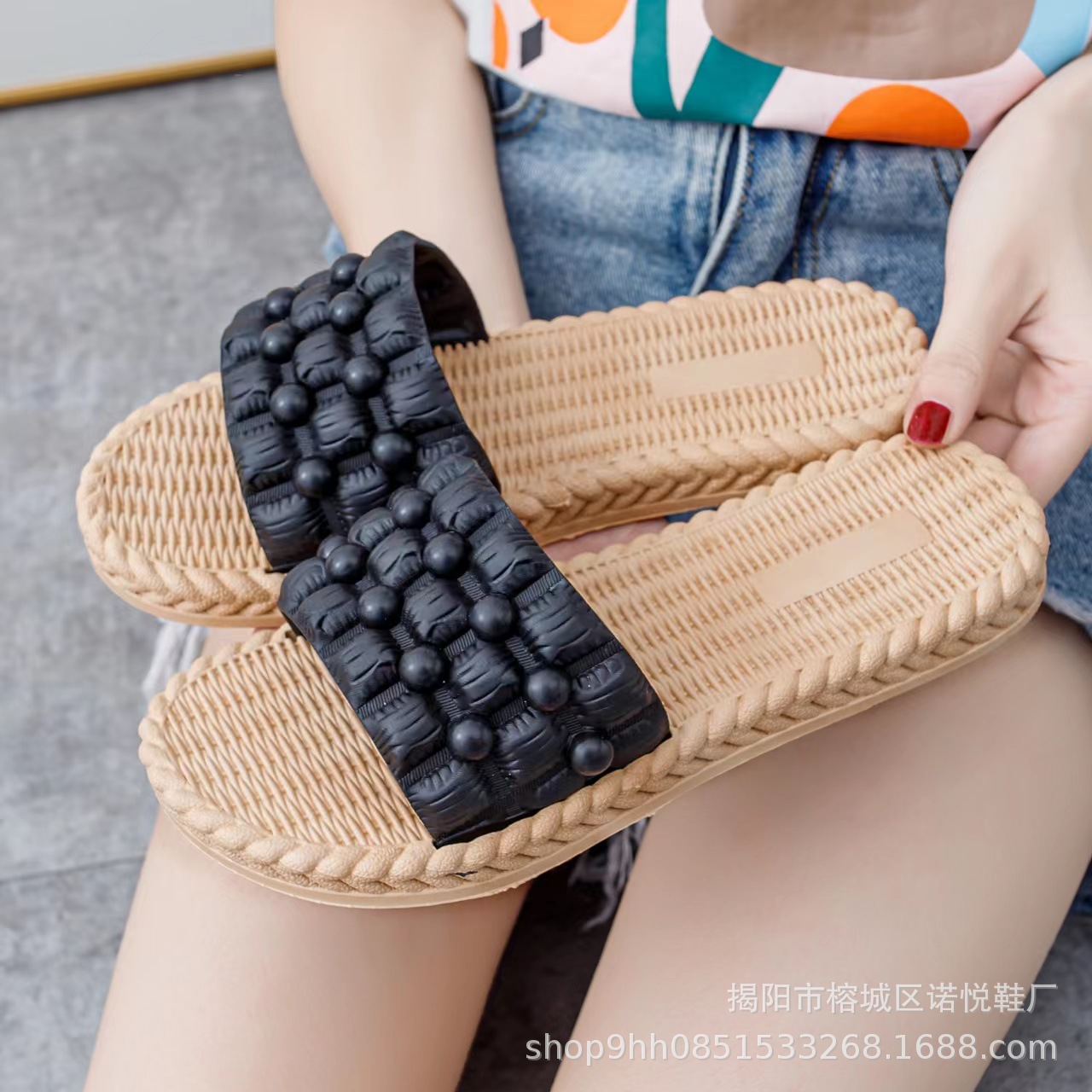 2022 Summer Slippers Women's Outdoor Fashion Silent Anti-Slip Deodorant and Wear-Resistant Portable All-Match Ins Korean Style Sandals