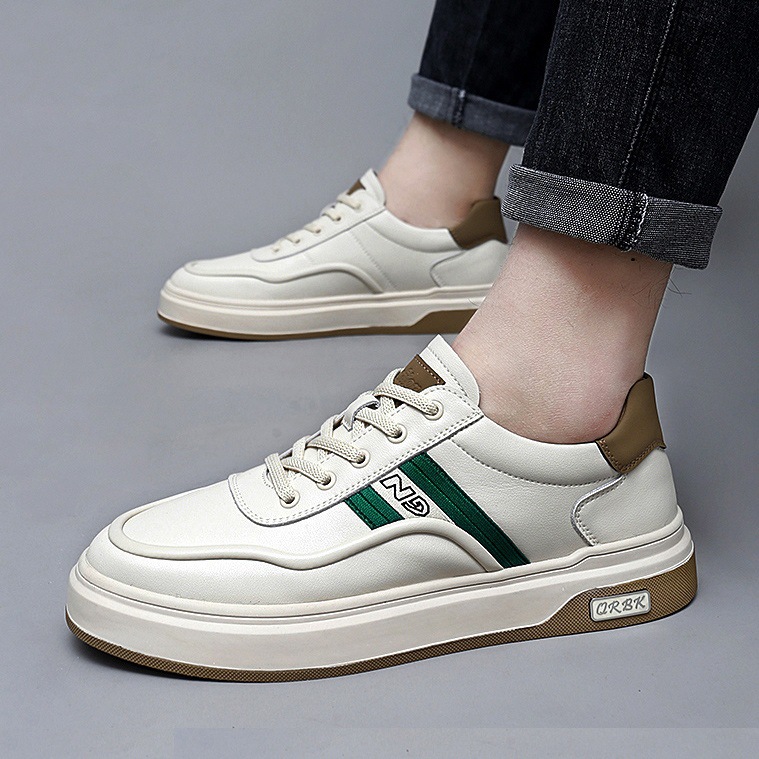 2024新款四季款品质小众板鞋男港风原宿小白鞋潮流休闲学生运动鞋
