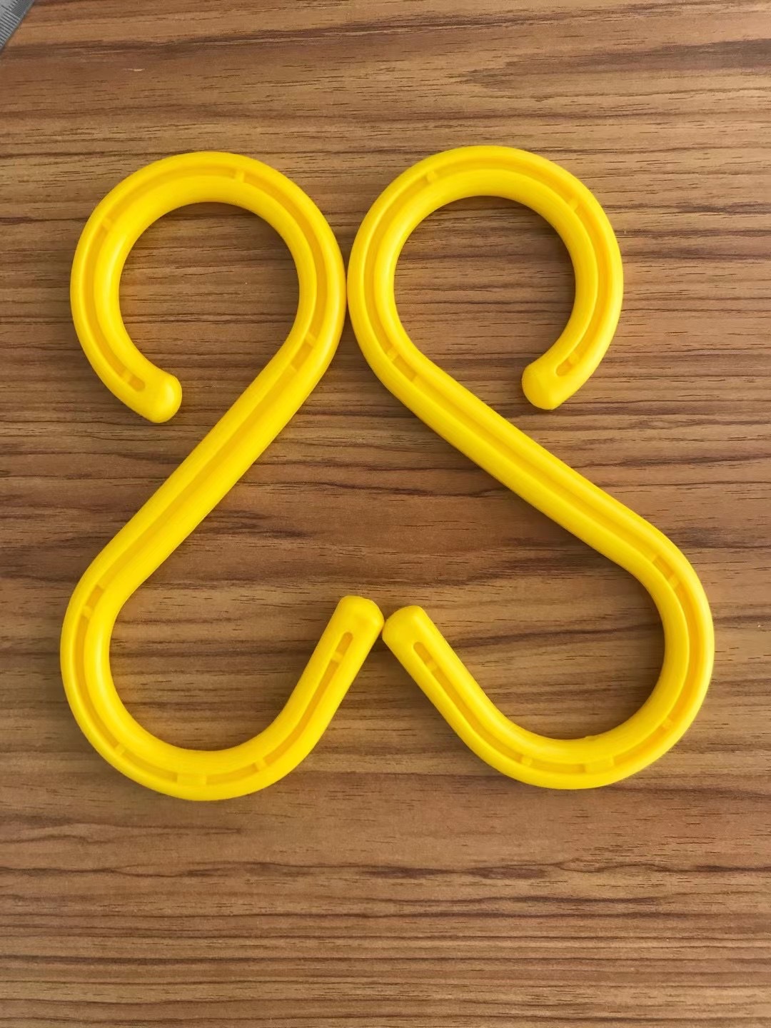 电缆挂钩s型挂钩 电缆线挂钩架子管绝缘钩塑料钩子