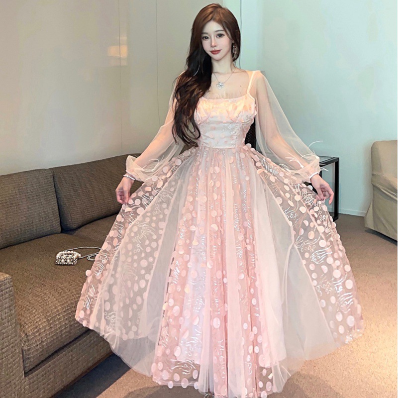 实拍2024春季新款法式方领重工羽毛仙女连衣裙网纱拼接礼服长裙