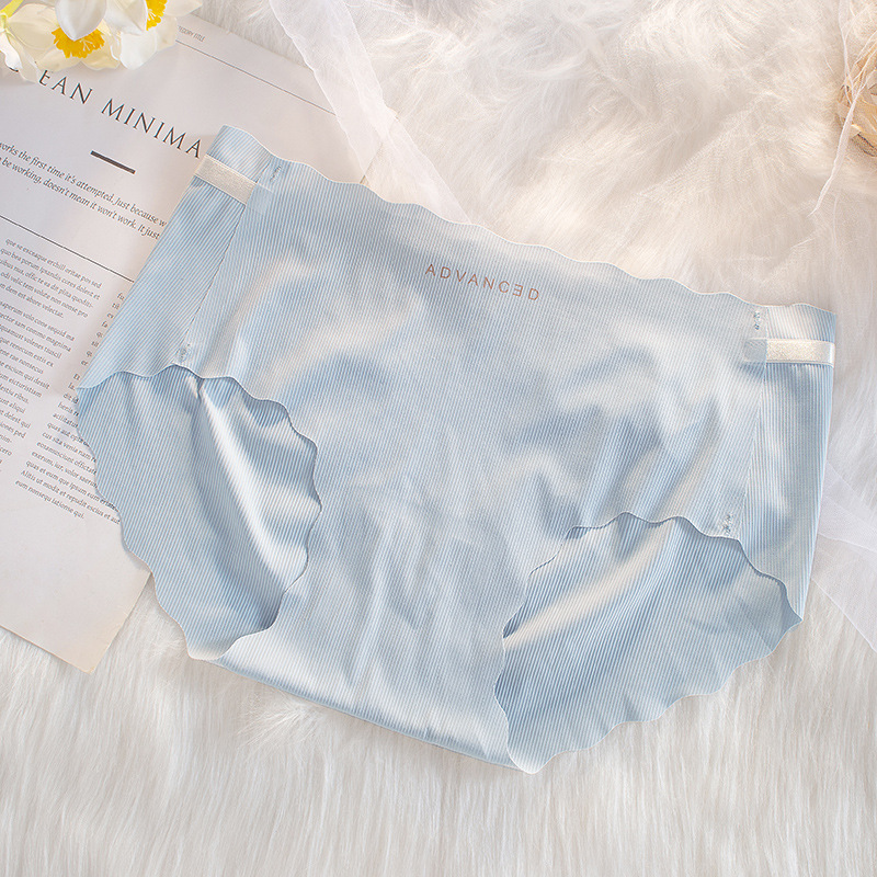 Ice Silk Traceless Girl Student Solid Color Underwear Women's Summer Thin Breathable Pure Cotton Anti-Crotch Mid-Waist Briefs