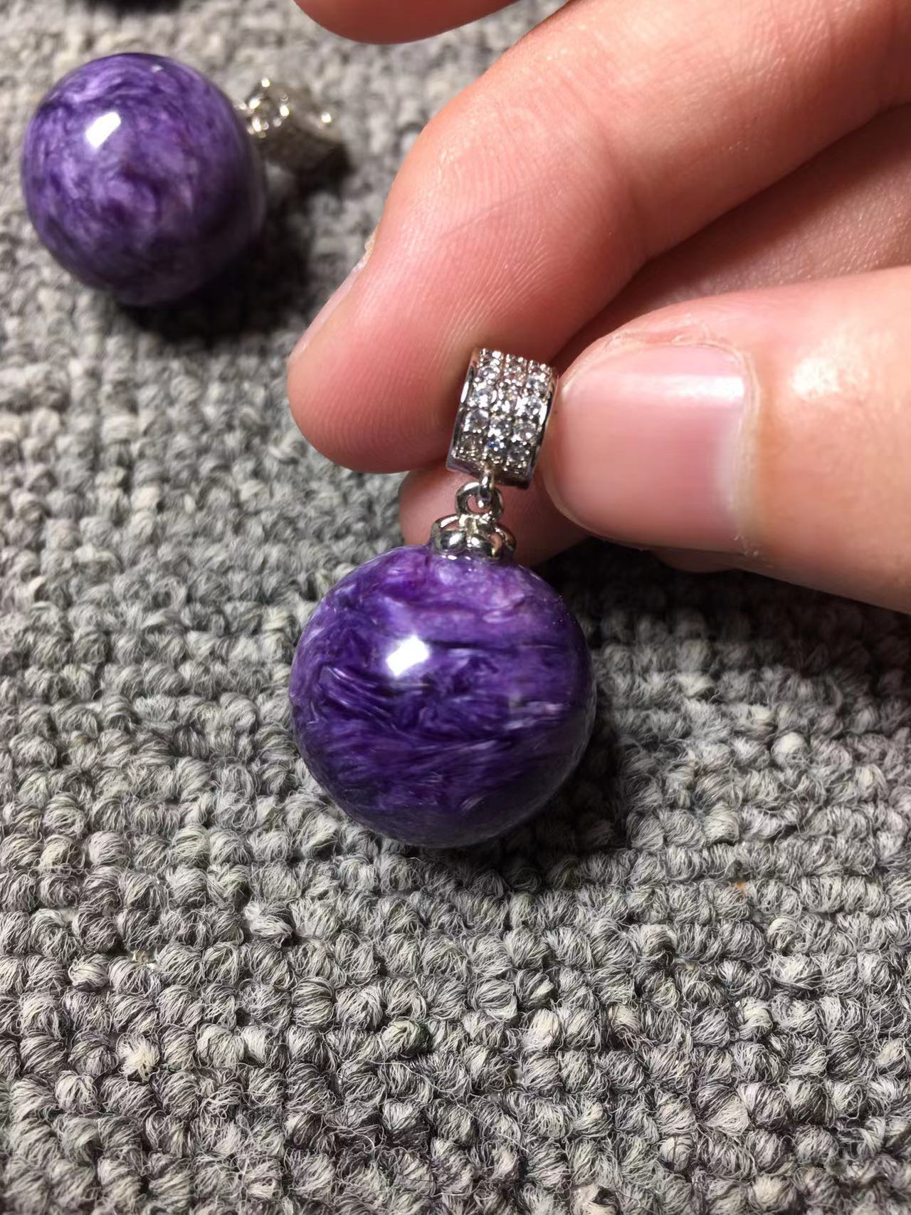 批发2022春梧州宝石锆石裸石人造宝石锆石裸石aaa圆形彩色锆石宝石