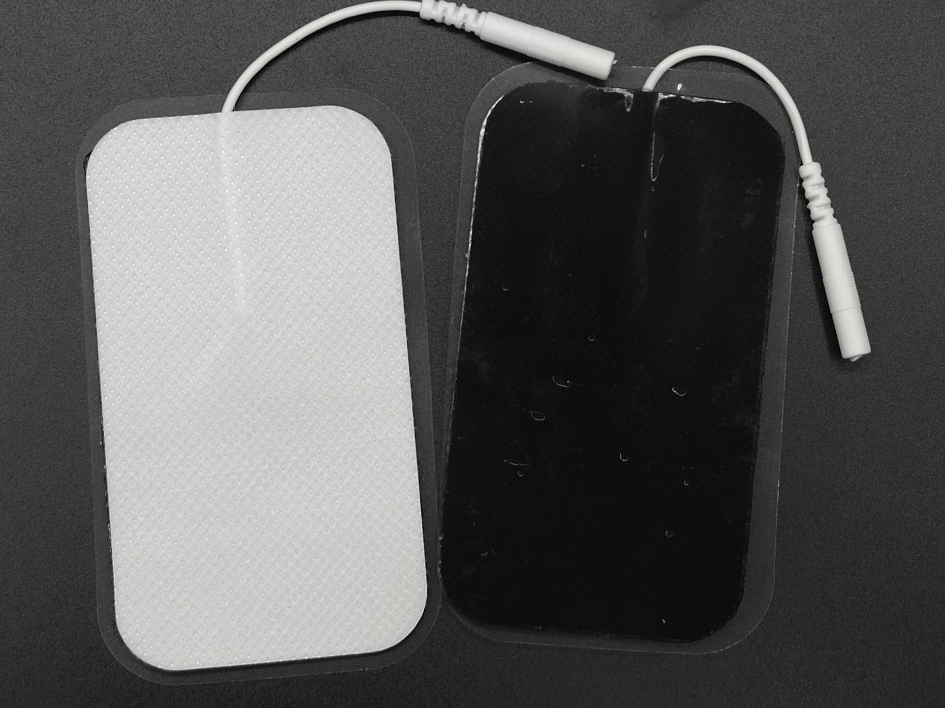 9*5cm无纺布电极片 中低频按摩器插针式水凝胶碳膜导电级贴片