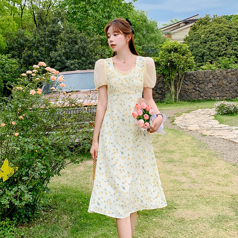 清新夏日连衣裙