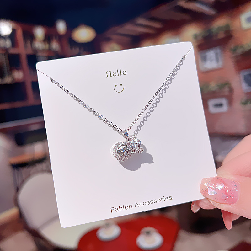 Japanese and Korean-Style Light Luxury Beautiful Gold Money Bag Pendant Titanium Steel Necklace Female Niche Does Not Fade Online Influencer Clavicle Chain All-Match Jewelry