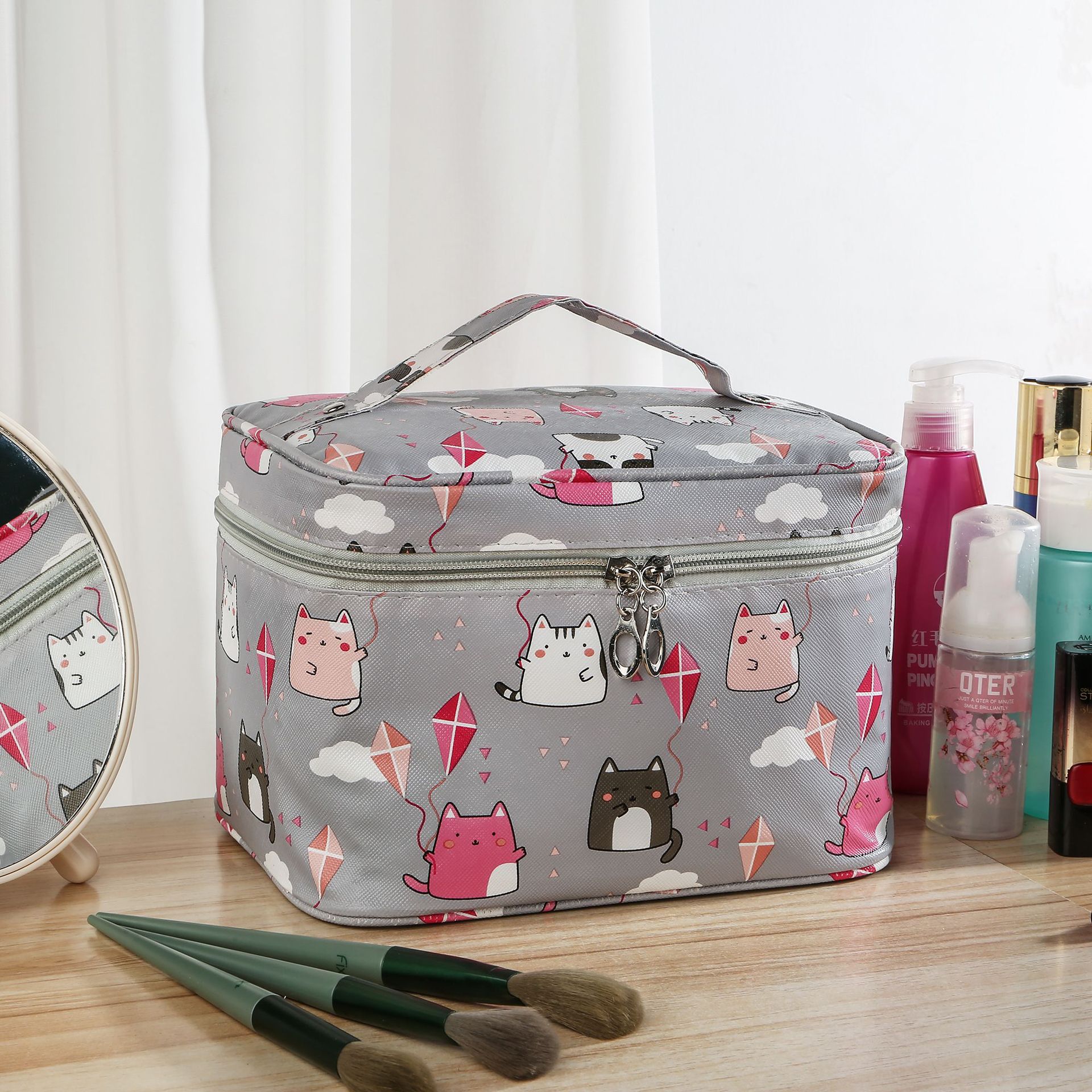 New Pvc Bear Large Capacity Waterproof Cosmetic Bag Travel Portable Tote Storage Bag Cubic Bag Wash Bag