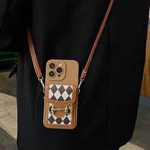 苹果15promax手机壳适用iphone14斜挎绳格子钱包13卡包背带绳硅胶