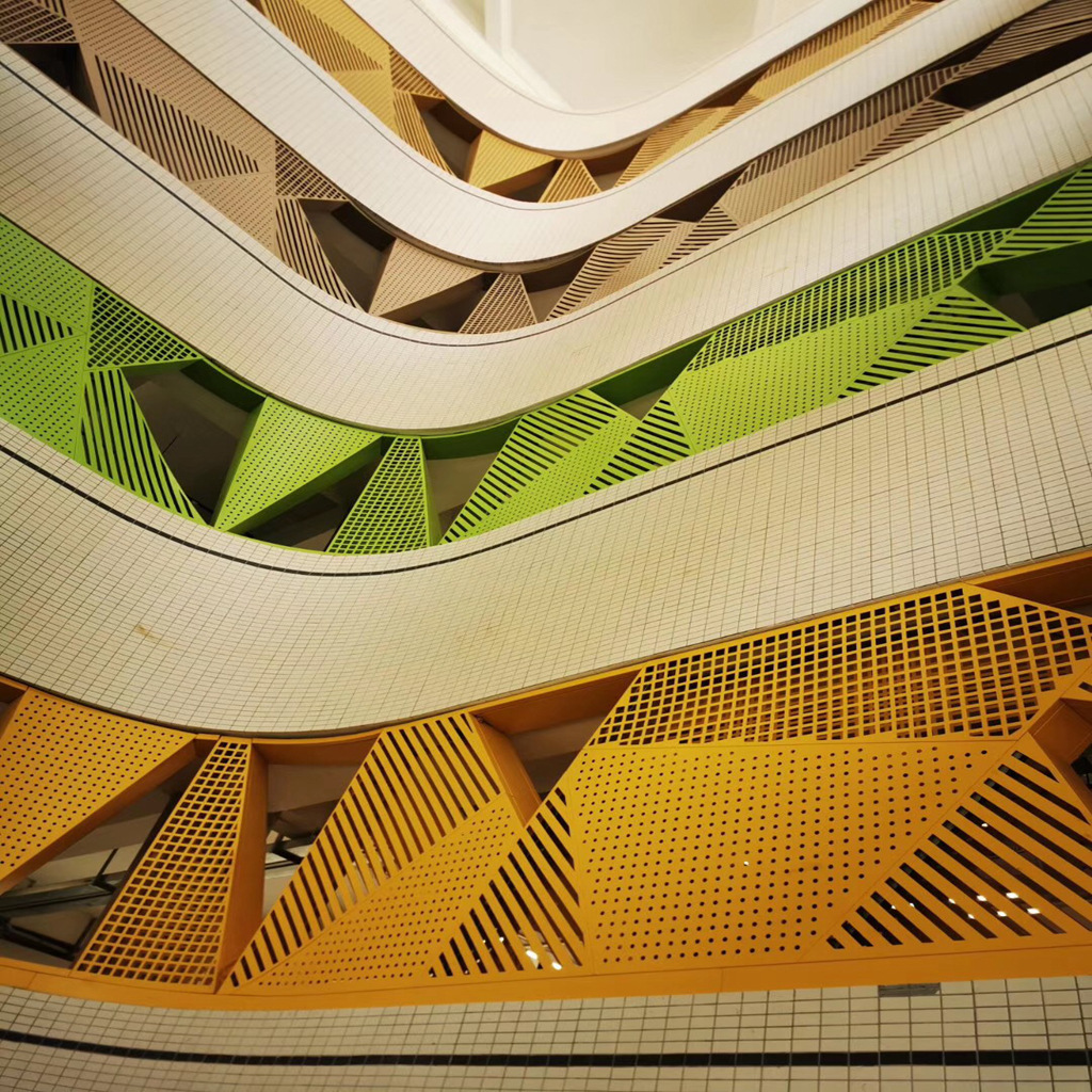 5mm造型穿孔铝板 中庭电梯包边走道墙面铝单板