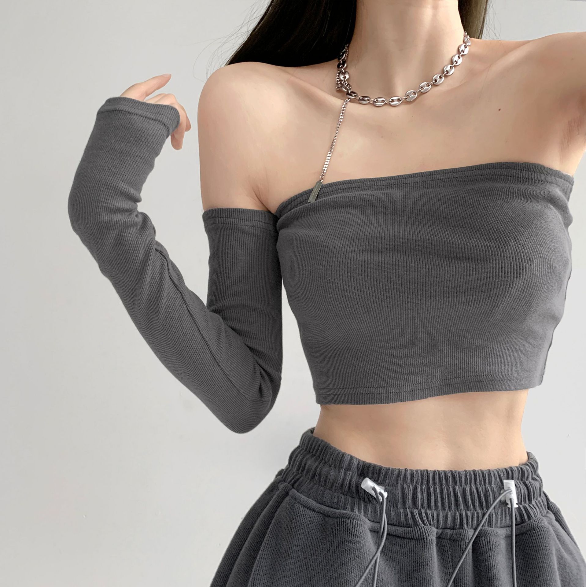 偷心正妹~两穿锁骨一字领裹胸t恤女复古露脐抹胸套胳膊长袖小背心