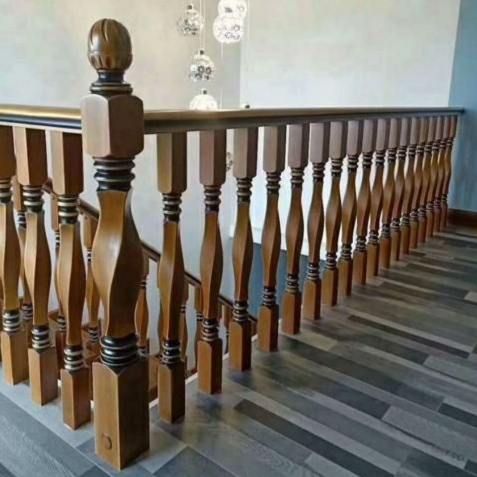 楼梯立柱楼梯板