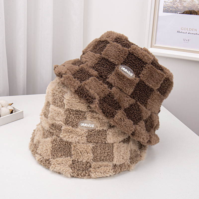 Winter New Plush Letter Basin Hat Outdoor Keep Warm Fleece Plaid Sunshade Lambswool Fisherman Hat Wholesale