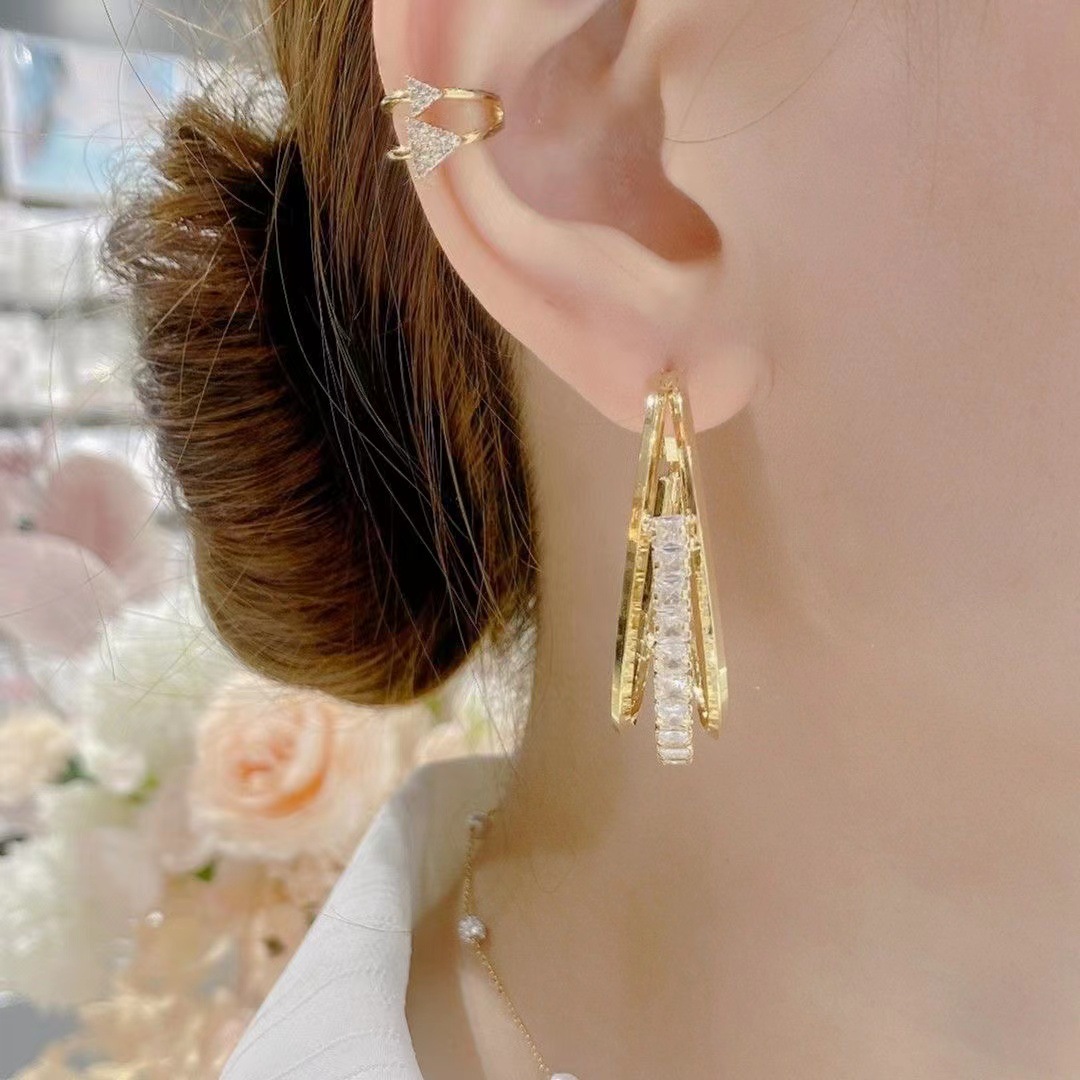 圈圈耳环2024年新款潮轻奢小众设计感精致高级方圆脸适合的耳饰女