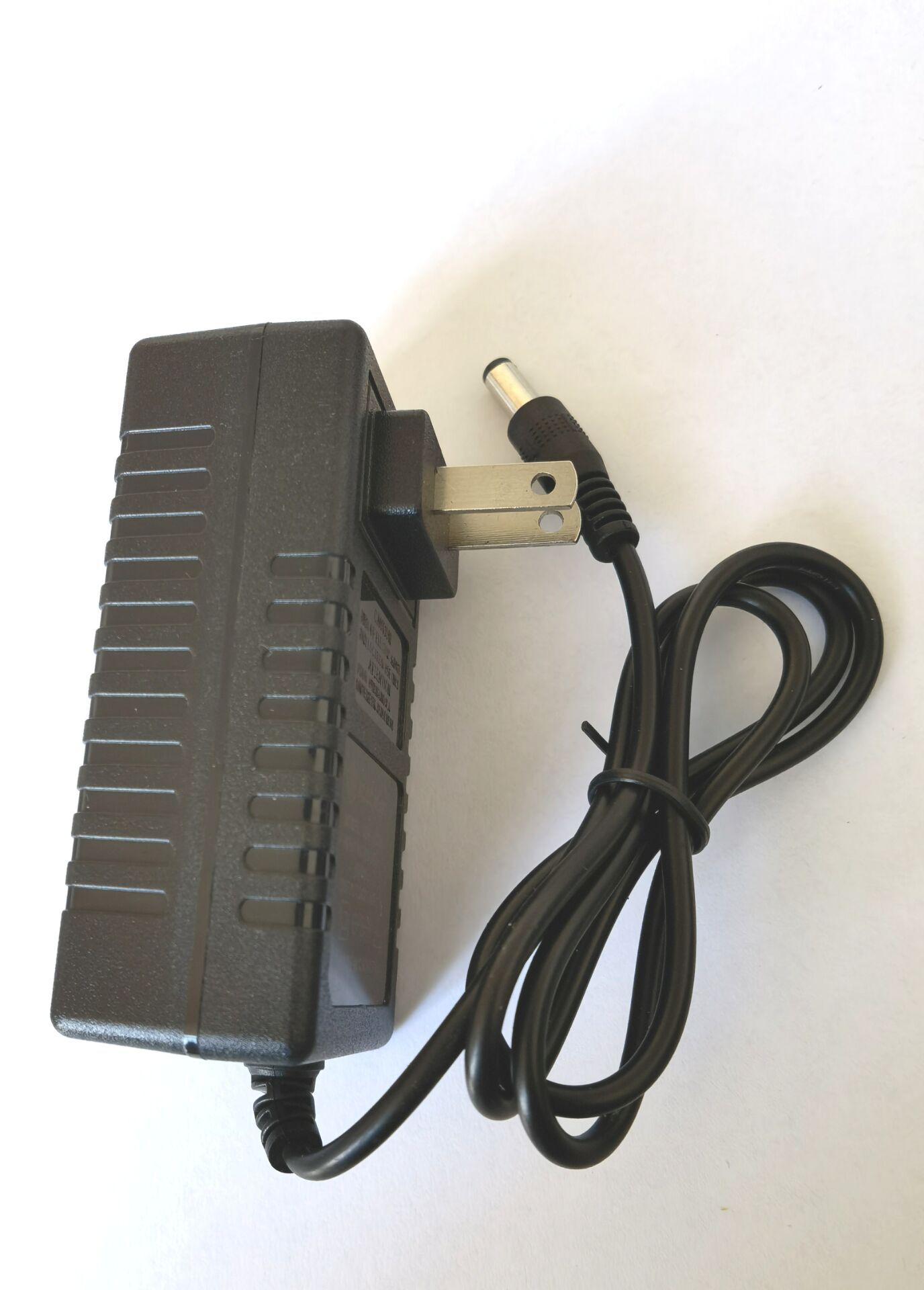 21v锂电池充电器,电动工具电池充电器dc5525-阿里巴巴