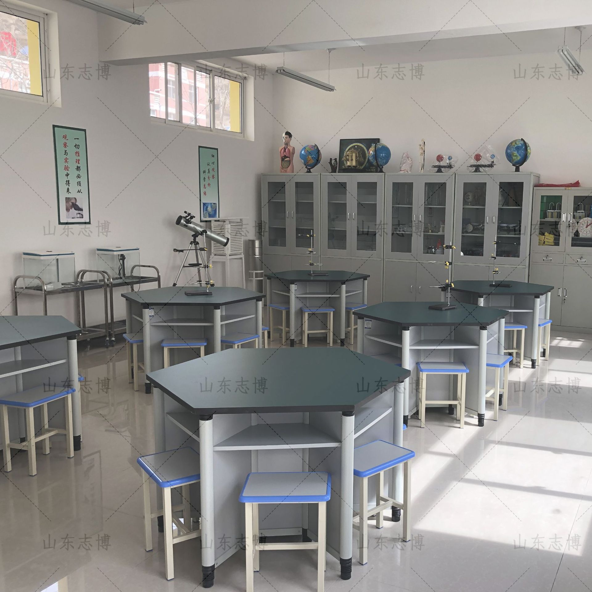 铝木六边桌创客教室小学科学实验六角桌图书阅览室课桌小组讨论桌