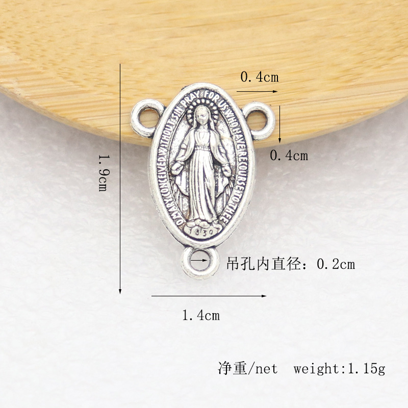 Factory Wholesale Oval Religious Ornament Beads Tee Pendant Vintage Metal Bracelet Necklace Ornament Pendant