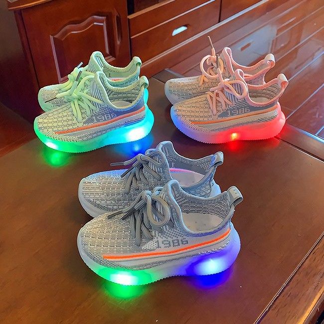 春秋儿童运动鞋休闲飞织宝宝鞋子带灯男童网鞋透气女童椰子鞋小童