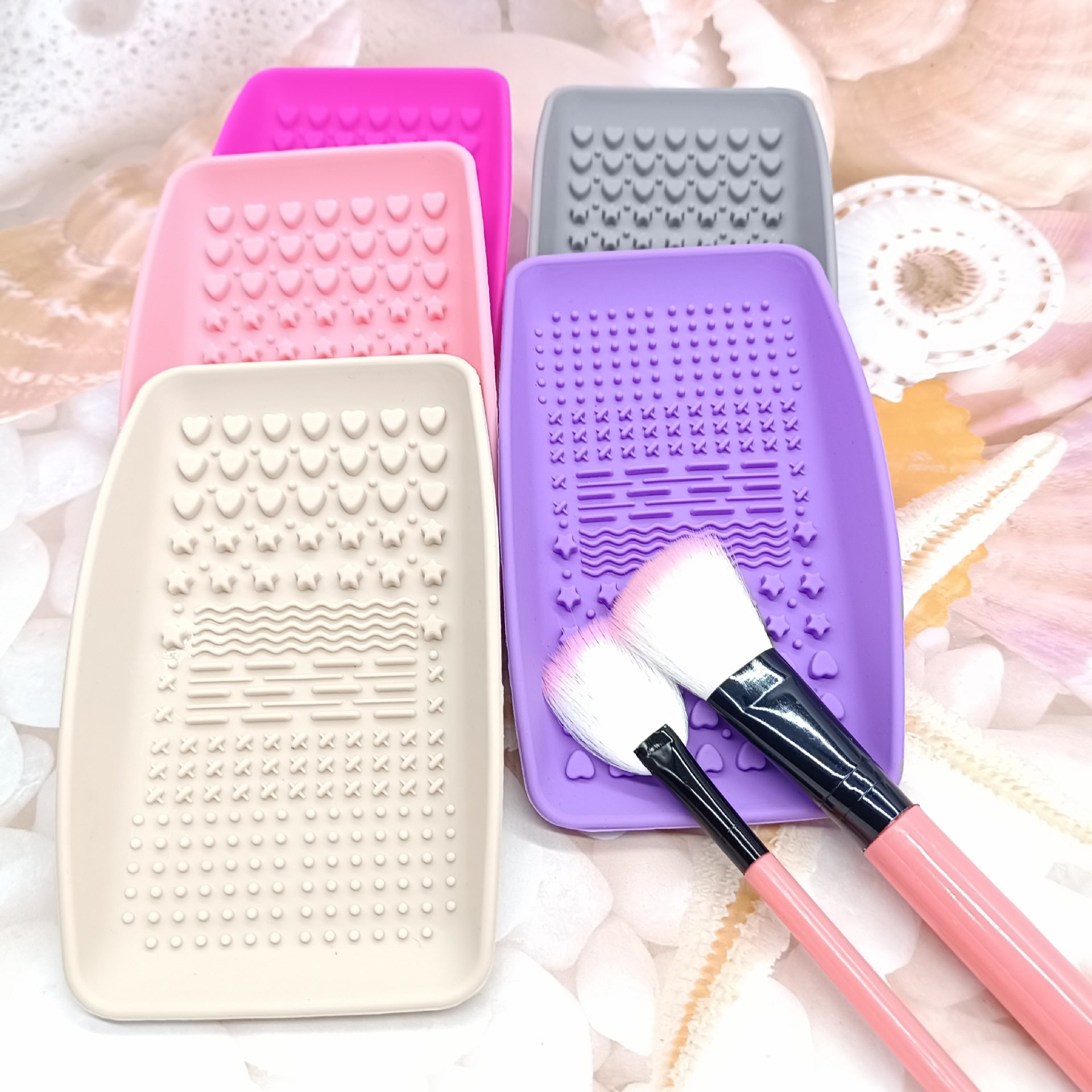 硅胶洗刷垫 方形洗刷板化妆刷清洗硅胶垫 化妆刷清洗器 现货
