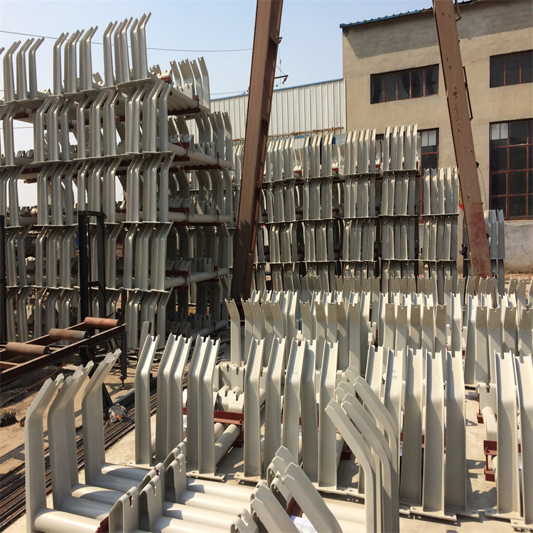 厂家供应托辊支架 输送机械支架 槽型支架 过渡支架 调心上下支架