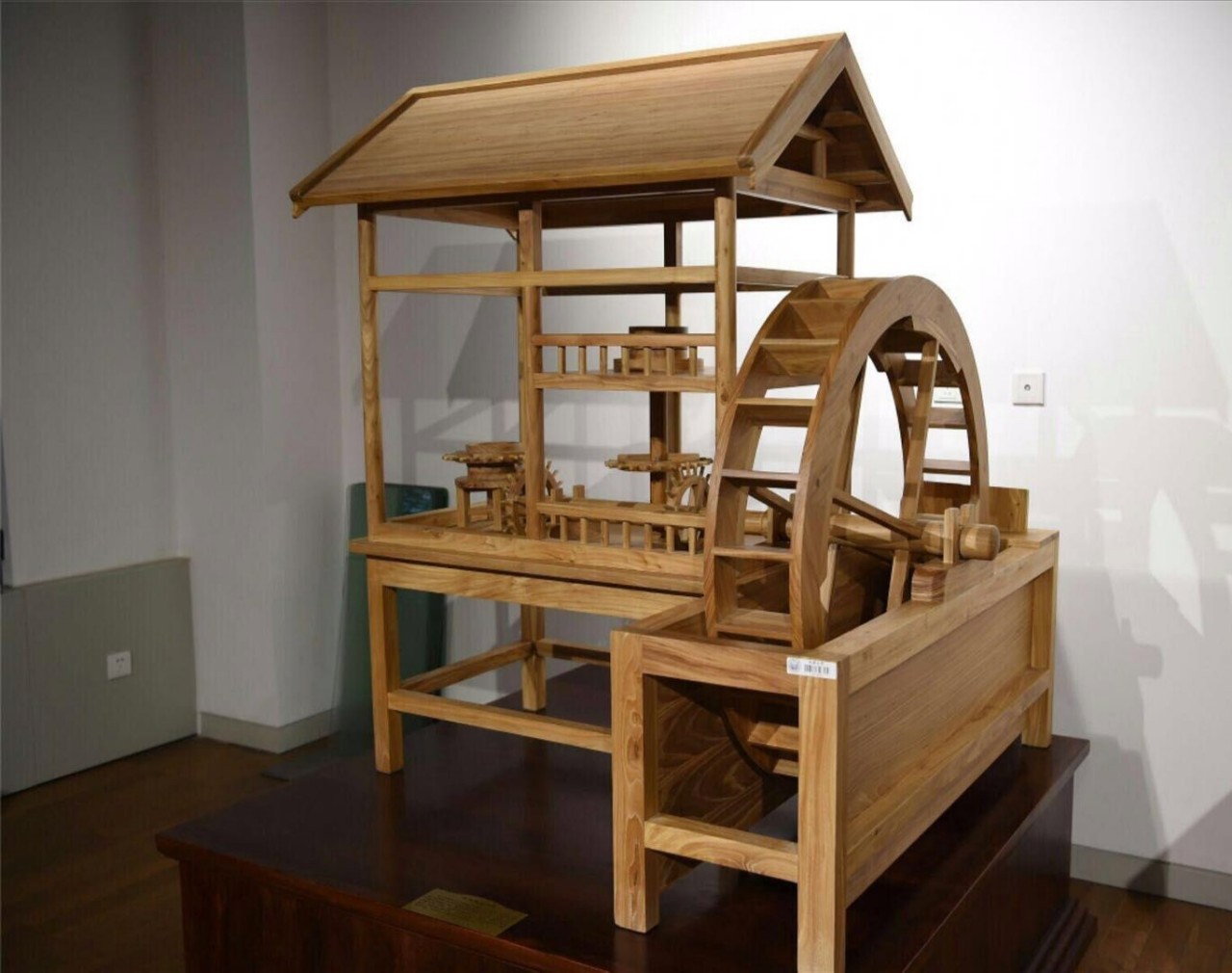 冶铁水排模型水碓模型风车模型大尺寸教学模型定制木制教学模型