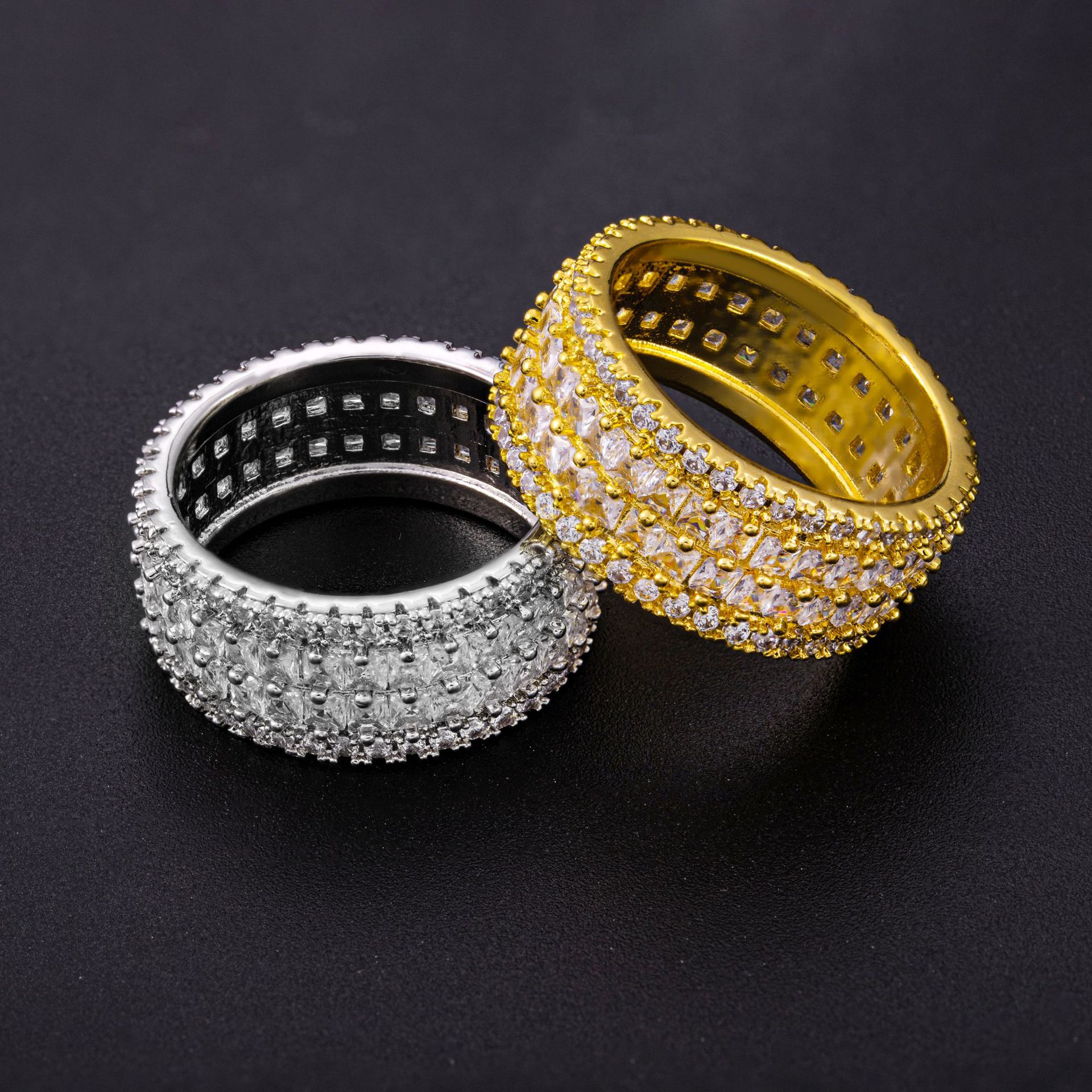 跨境欧美首饰嘻哈微镶满钻石锆石戒指男女指环镀金素圈排钻戒指