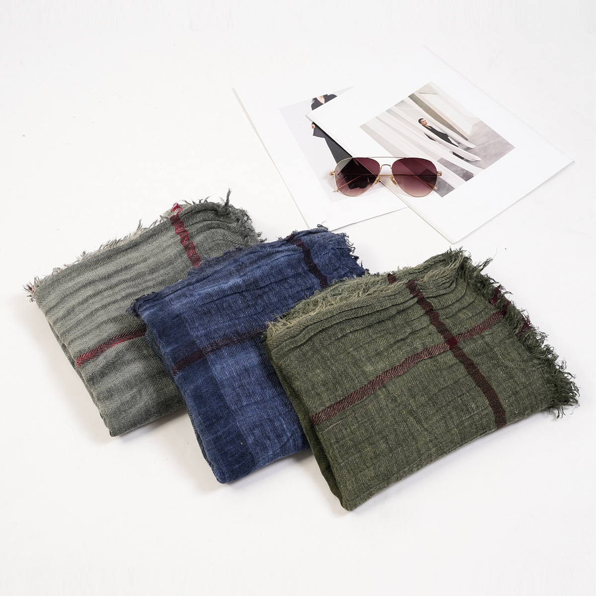 Exclusive for Cross-Border European and American Autumn and Winter Fashion New Cotton and Linen Plaid Casual Short Beard Shawl Pure Color All-Matching Men's Scarf