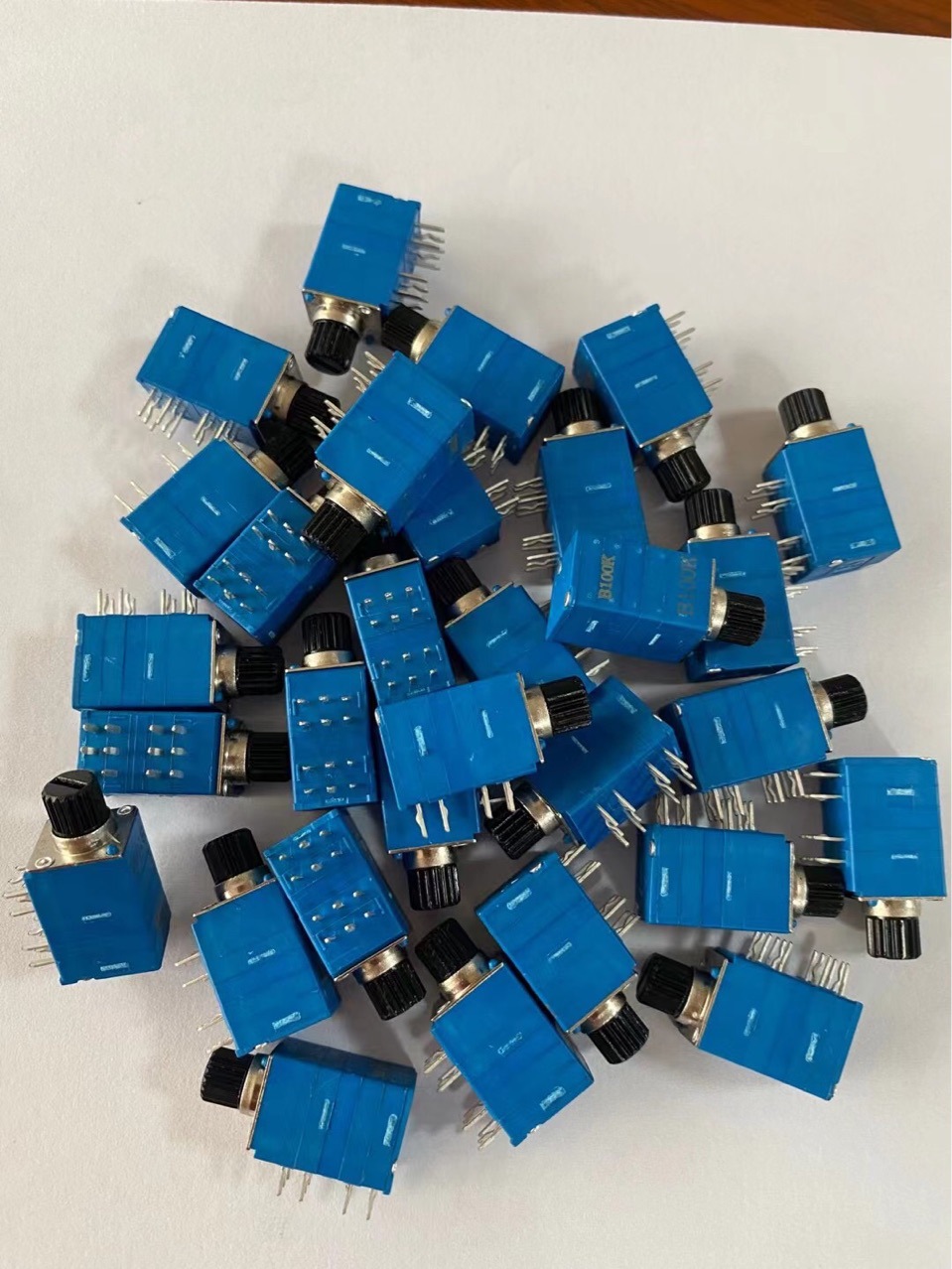 厂家批发097四联电位器