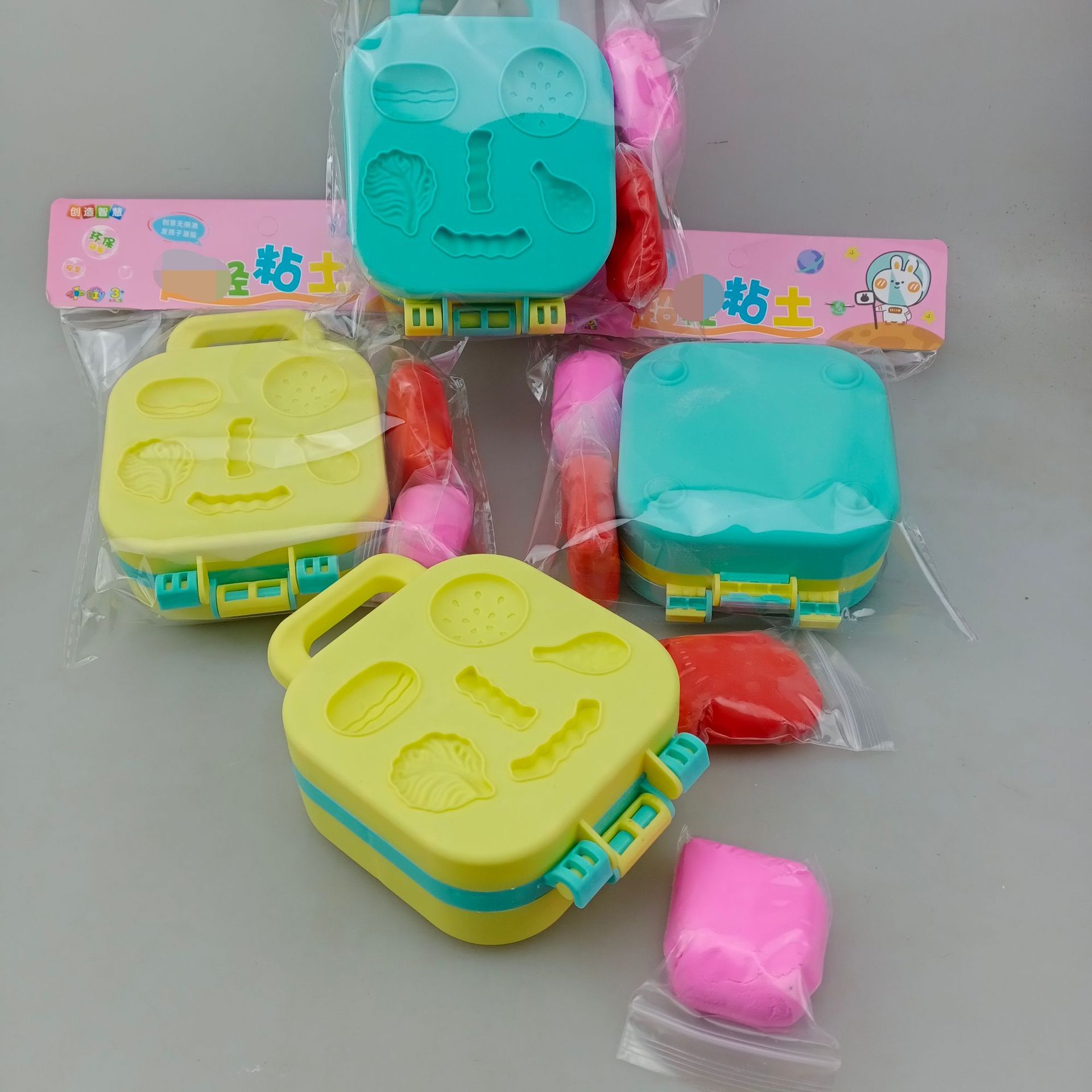 二元批发 彩泥套装 袋子装 旅行箱 多款图案压制 黏土模具-阿里巴巴