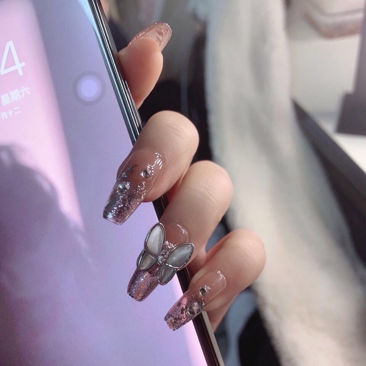 指甲手工穿戴甲轻奢冰透银箔贝壳贴片气质显白穿戴甲-阿里巴巴