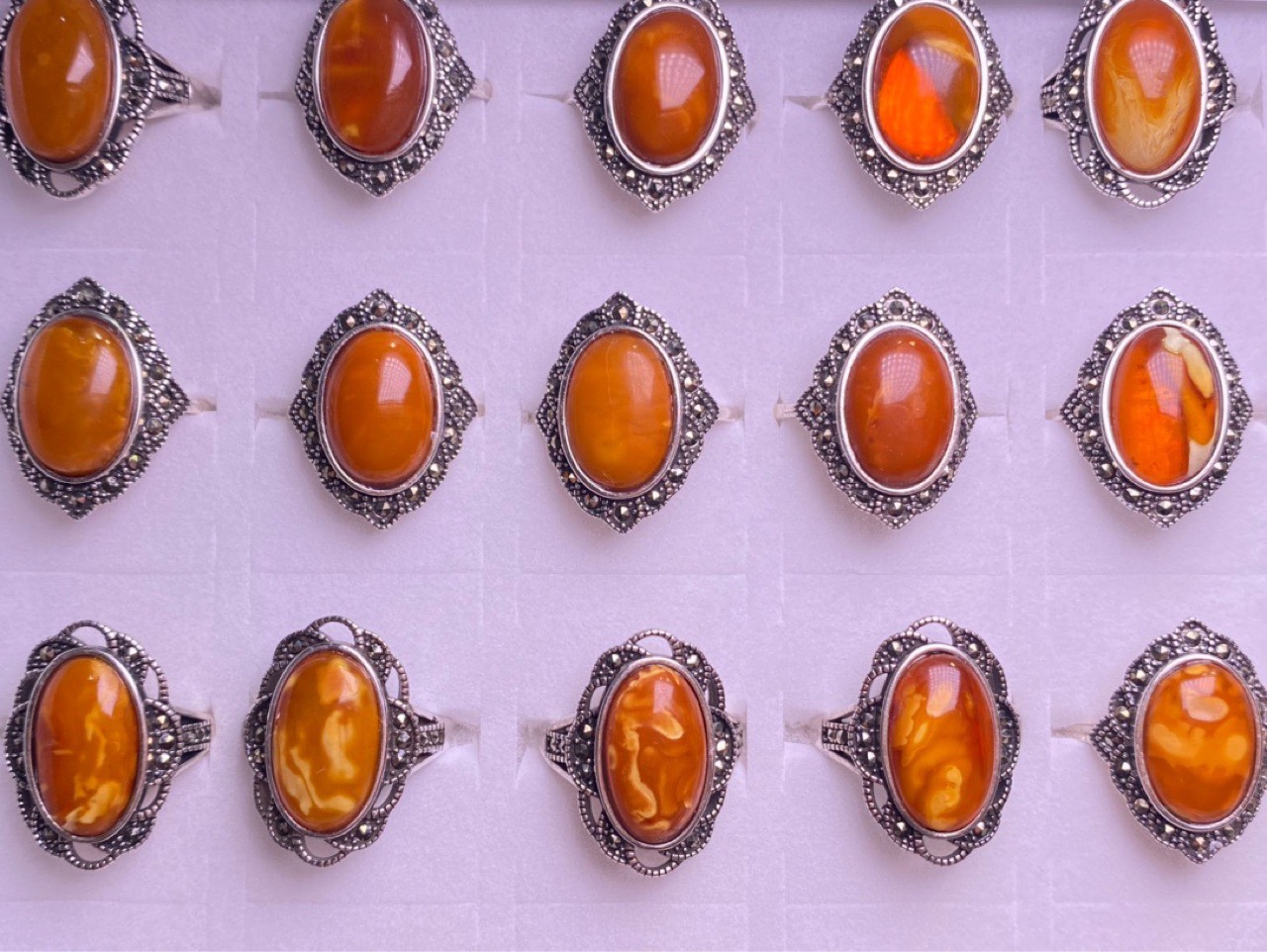 纯天然蜜蜡 回流老蜡戒指 蜡质浓郁 纹理清晰 一手50枚