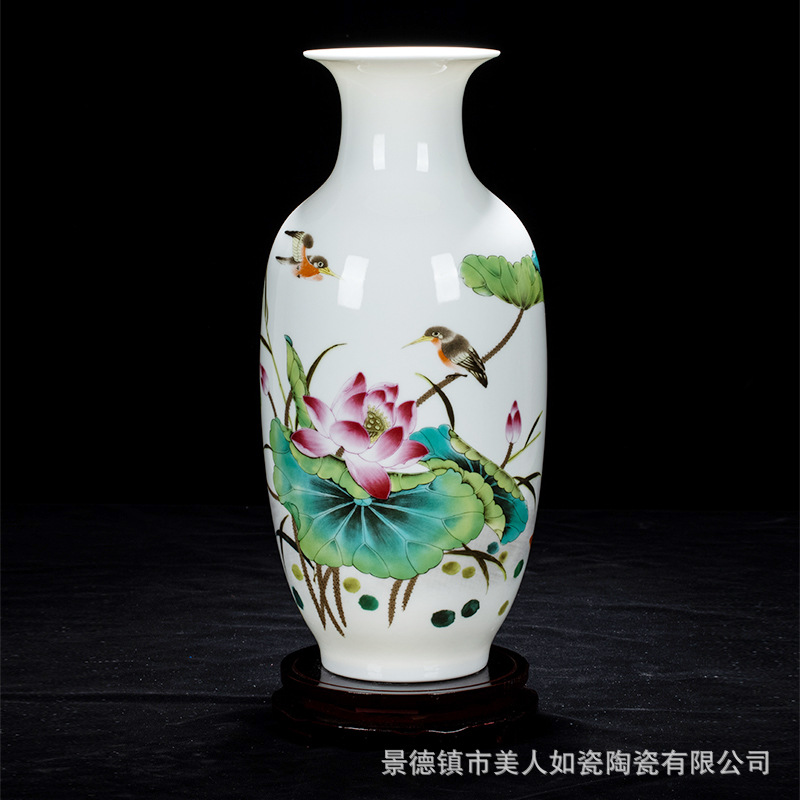 Jingdezhen Ceramics Medium Wax Gourd Bottle in Chinese Antique Style Pastel Living Room Study Wine Cabinet Decorations