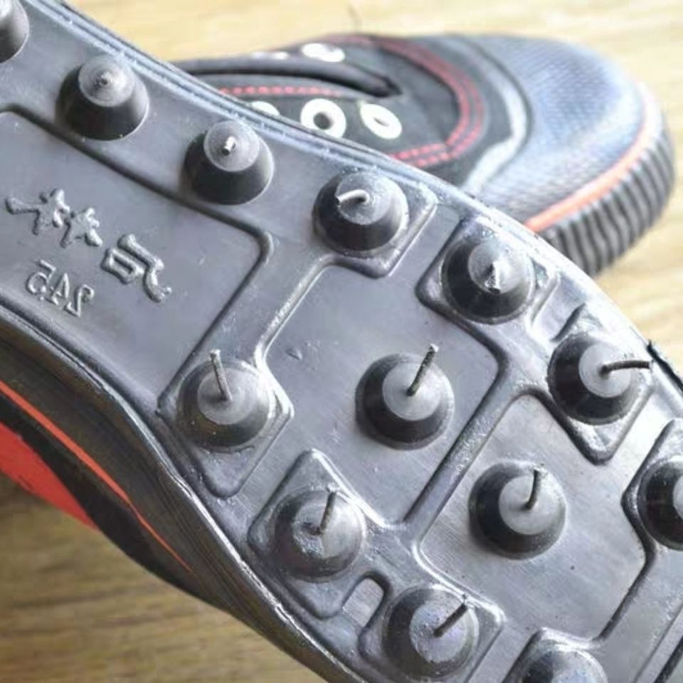 新疆西藏专链石林鞋石林足球鞋帆布鞋黑色布鞋钉鞋经典国货踢球鞋