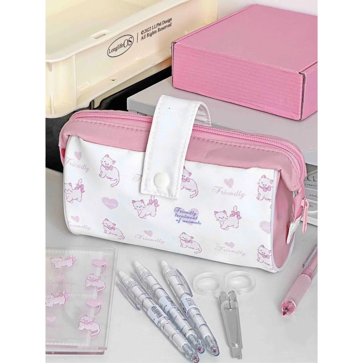 简约高颜值粉色猫咪大容量笔袋卡通少女心ins桌面收纳学生文具盒