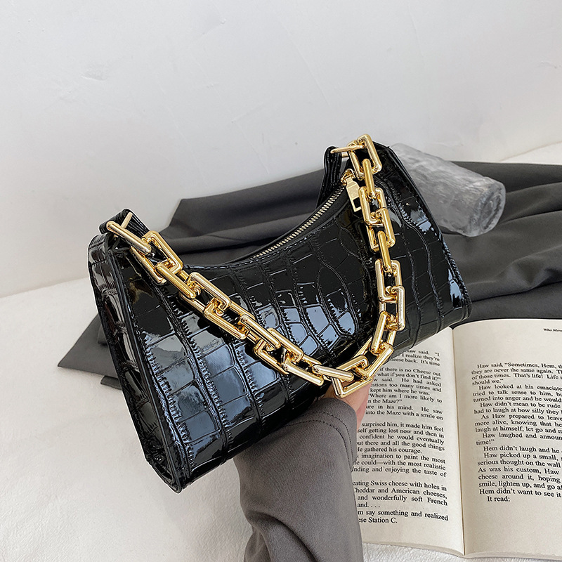 Cross-Border Small Bag for Women 2022 New Solid Color Thick Chain Underarm Bag Fashion Crocodile Pattern Shoulder Bag Wholesale Bag