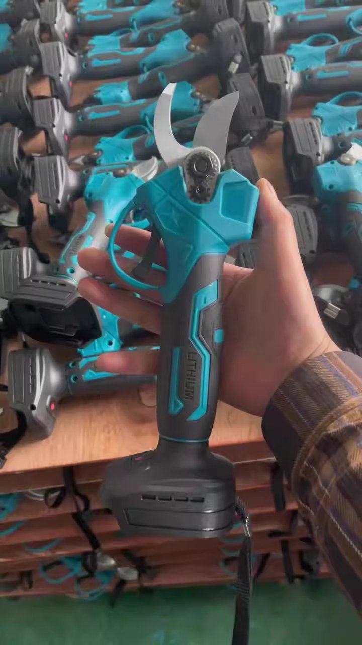 电动剪刀果树修枝剪充电式电剪刀锂电强力园林剪树电剪子剪枝神器