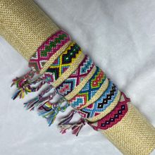 订货尼泊尔风刺绣手绳幸运友谊手链拼接编织手带男女机器编织