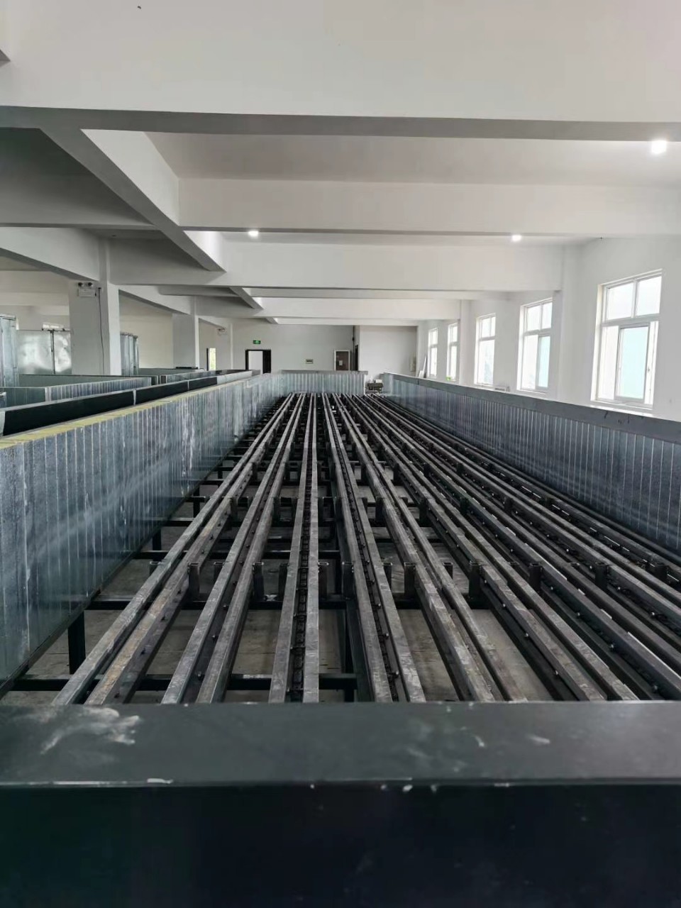 喷涂设备链板线