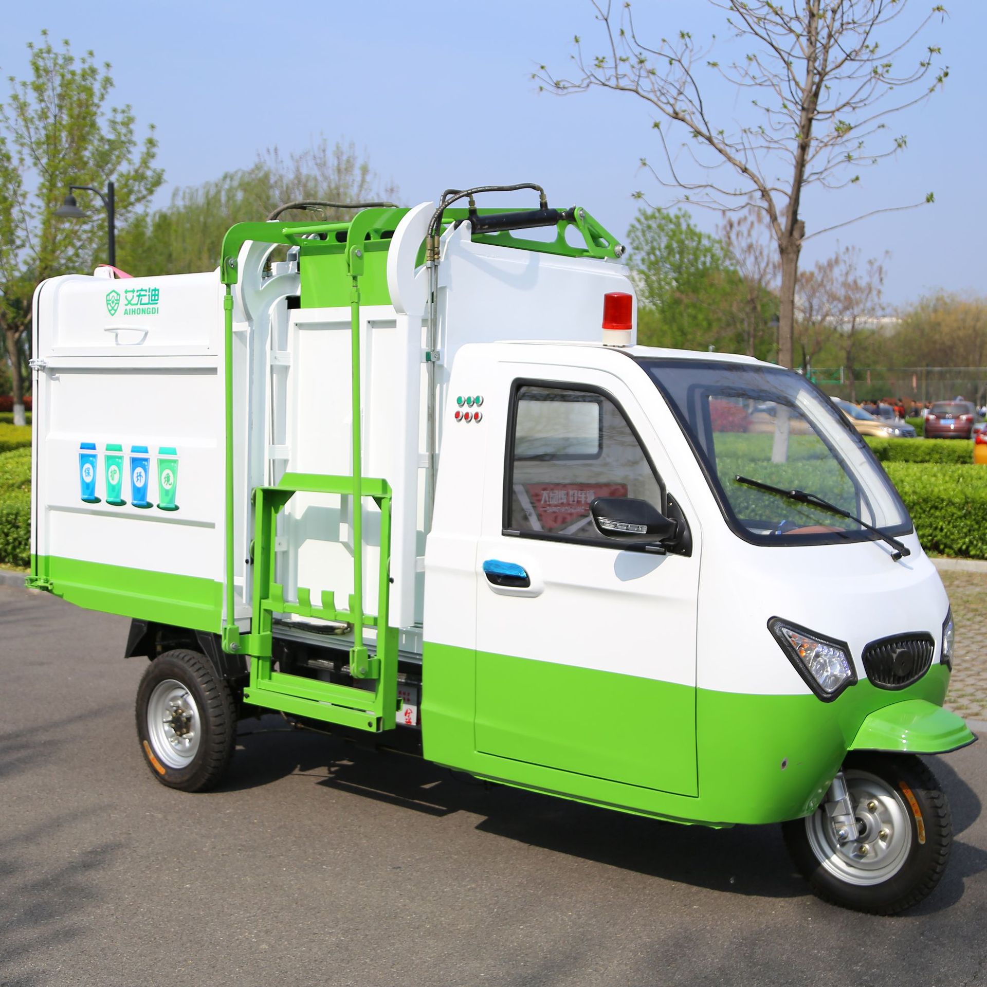 厂家小型三轮挂桶式电动垃圾车 自装卸翻桶环卫清运垃圾车