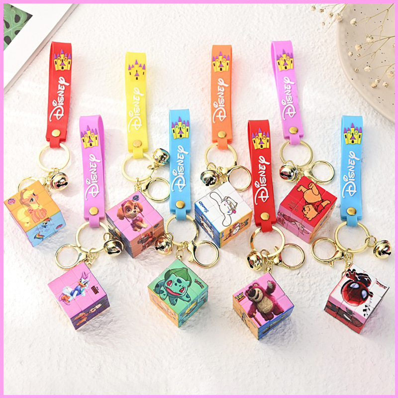 Mini Small Animal Cube Keychain Cartoon Cute Pattern Schoolbag Pendant Hanging Ornament Educational Trinket Key Chain