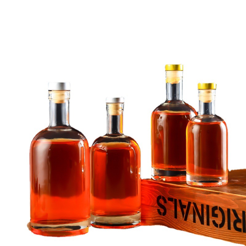 新款伏特加酒瓶空瓶玻璃晶白500ml果酒瓶创意空瓶茶油瓶源头厂家