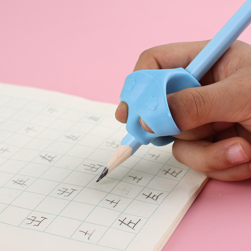 儿童纠正指套 硅胶握笔器 中性笔握笔器 正姿控笔器 握笔神器批发