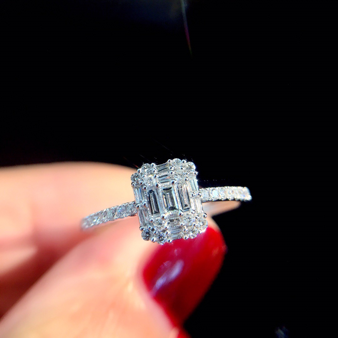 锦瀚珠宝节日送礼结婚钻石新品上新18k金梯方冰糖钻石女士戒指