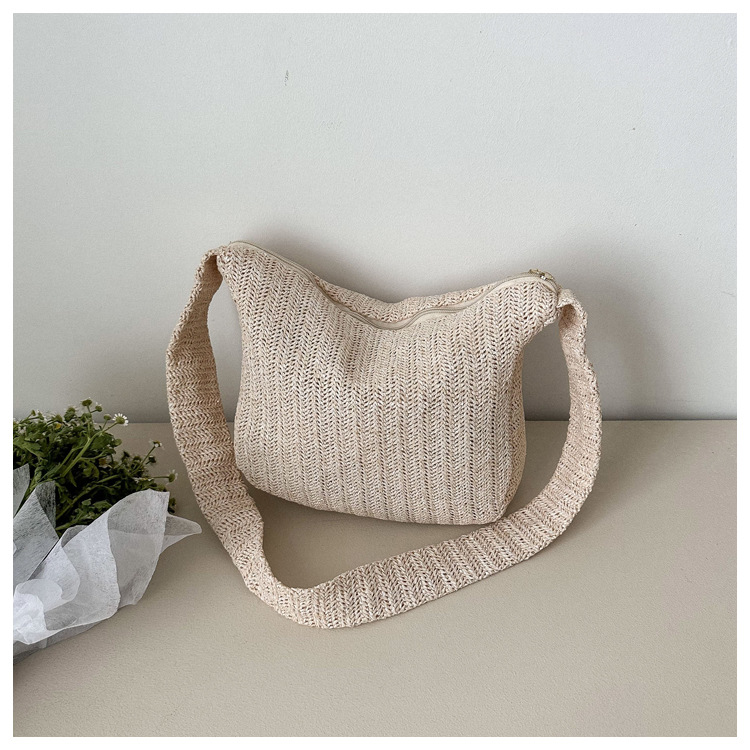 Straw Woven Large Capacity Bag for Women 2023 New Popular Design Vintage Weave Crossbody Bag Spring and Summer Commuter Tote