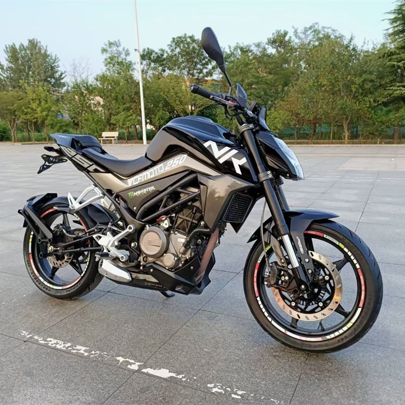 二手春风150nk摩托车250nk街车cf400机车650大排量电喷水冷跑车